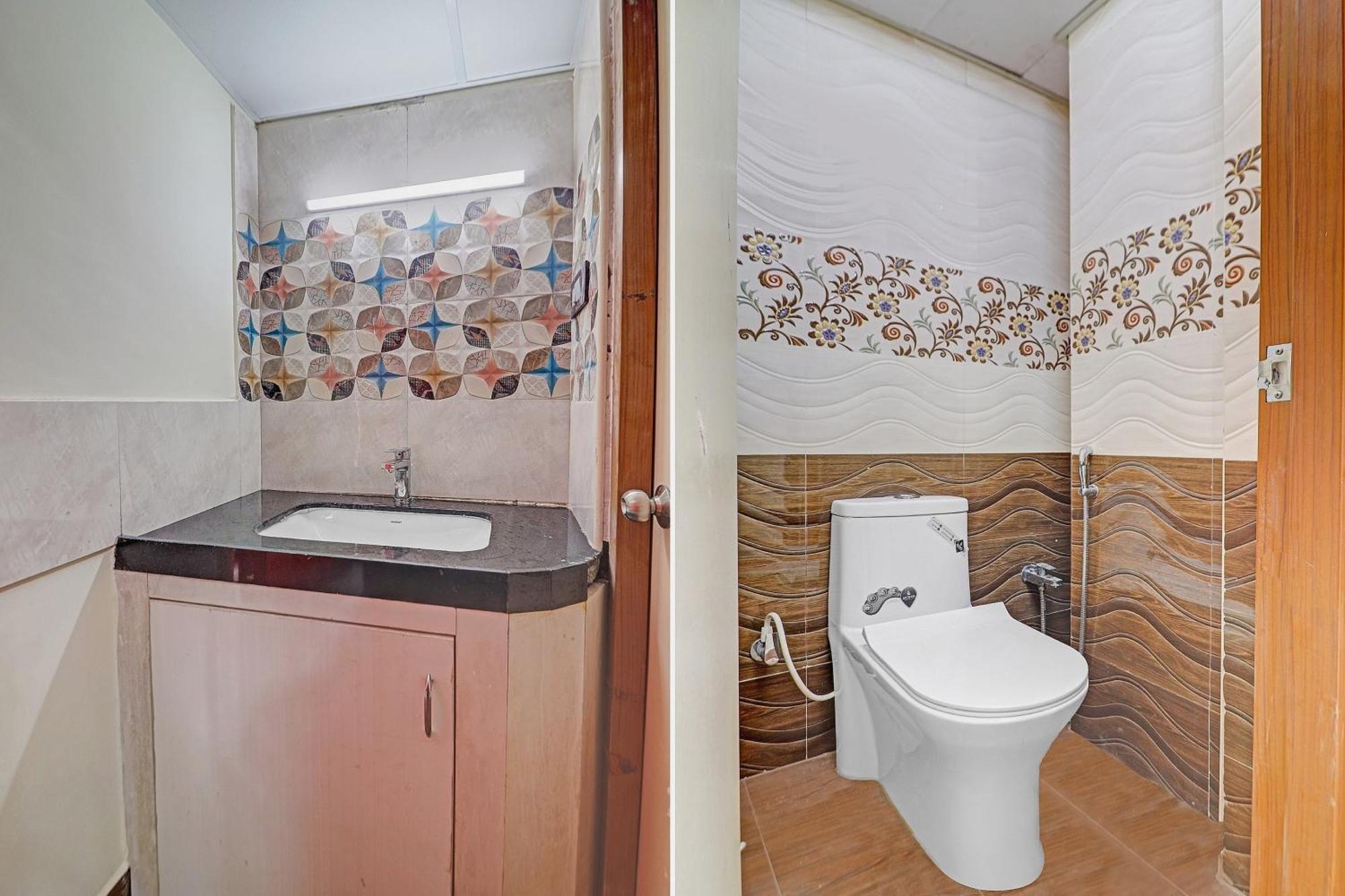 Heavens Inn Near Rasoolpura Metro Station حيدر أباد المظهر الخارجي الصورة